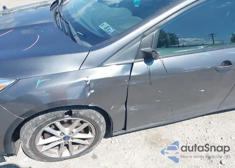 2018 Ford Focus Se z USA, uszkodzony, nr VIN 1FADP3K24JL308825